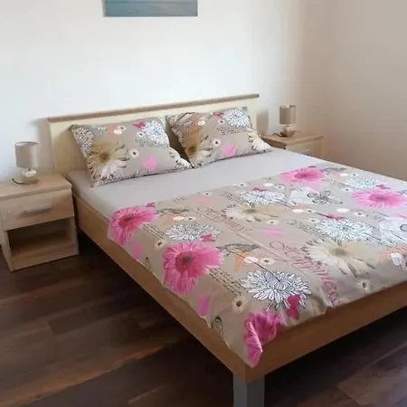 Apartment With Parking Space Mugeba, - 24342 Poreč