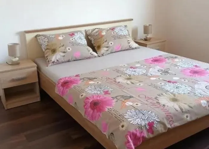 Appartement With Parking Space Mugeba, - 24342 Poreč